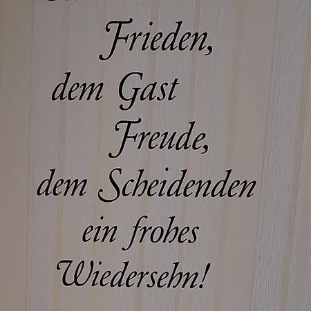 Haus Germania אורחן